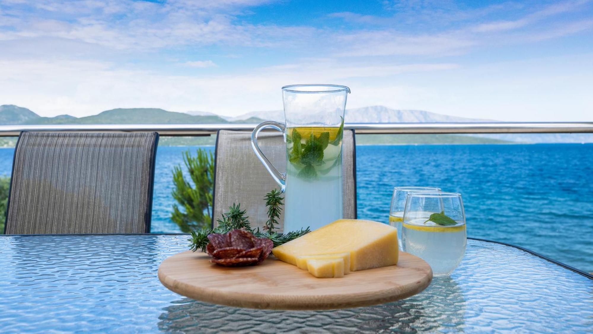 Agni Suites Nikiana Bagian luar foto