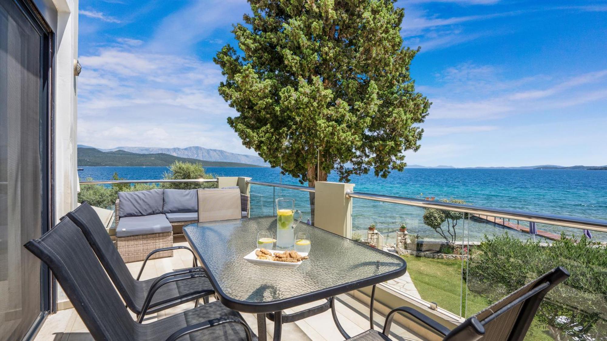 Agni Suites Nikiana Bagian luar foto