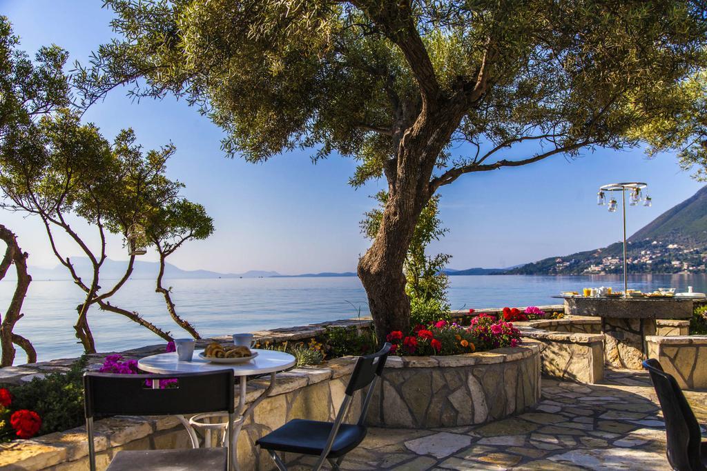 Agni Suites Nikiana Bagian luar foto