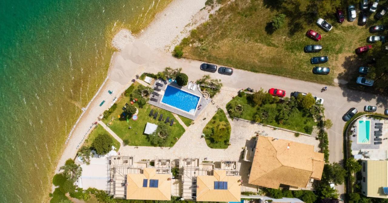 Agni Suites Nikiana Bagian luar foto